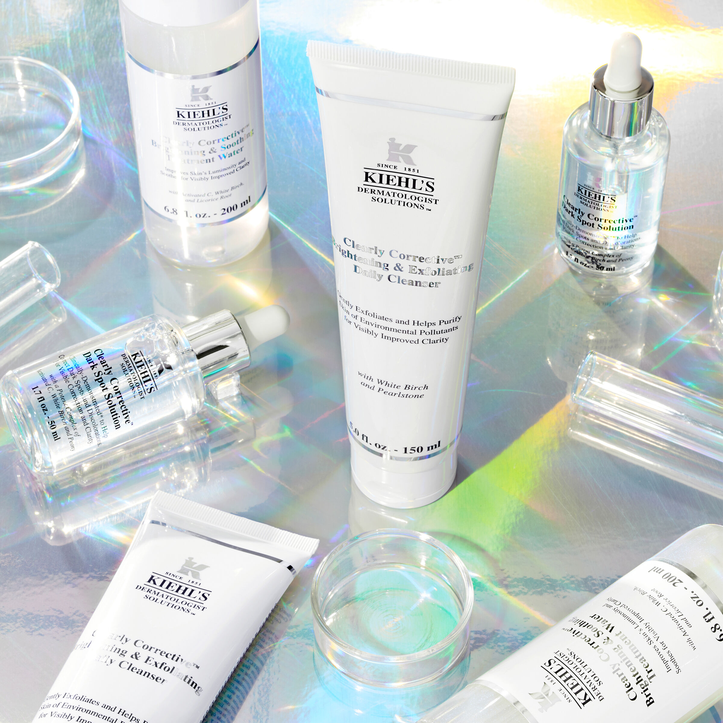 Clearly Corrective™ Brightening & Exfoliating Daily Cleanser