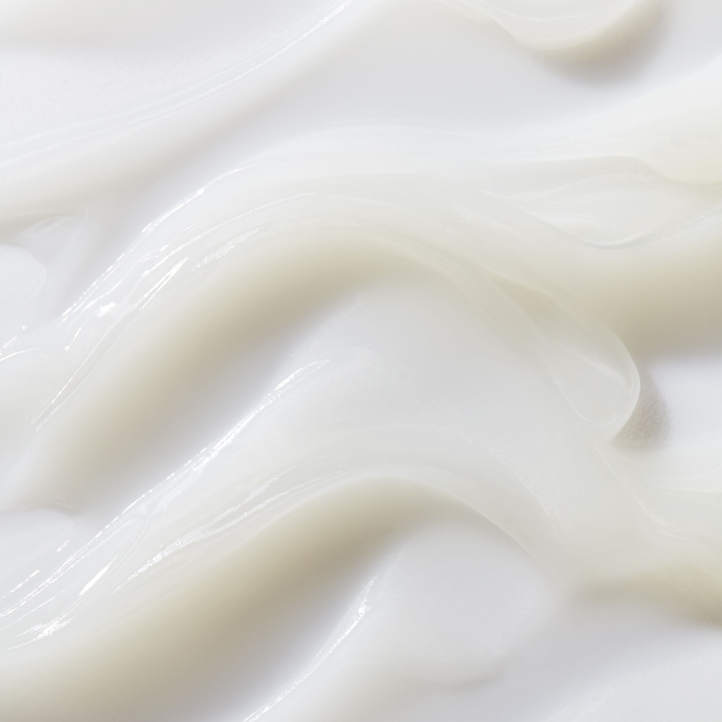 Clearly Corrective Brightening & Smoothing Moisture Treatment