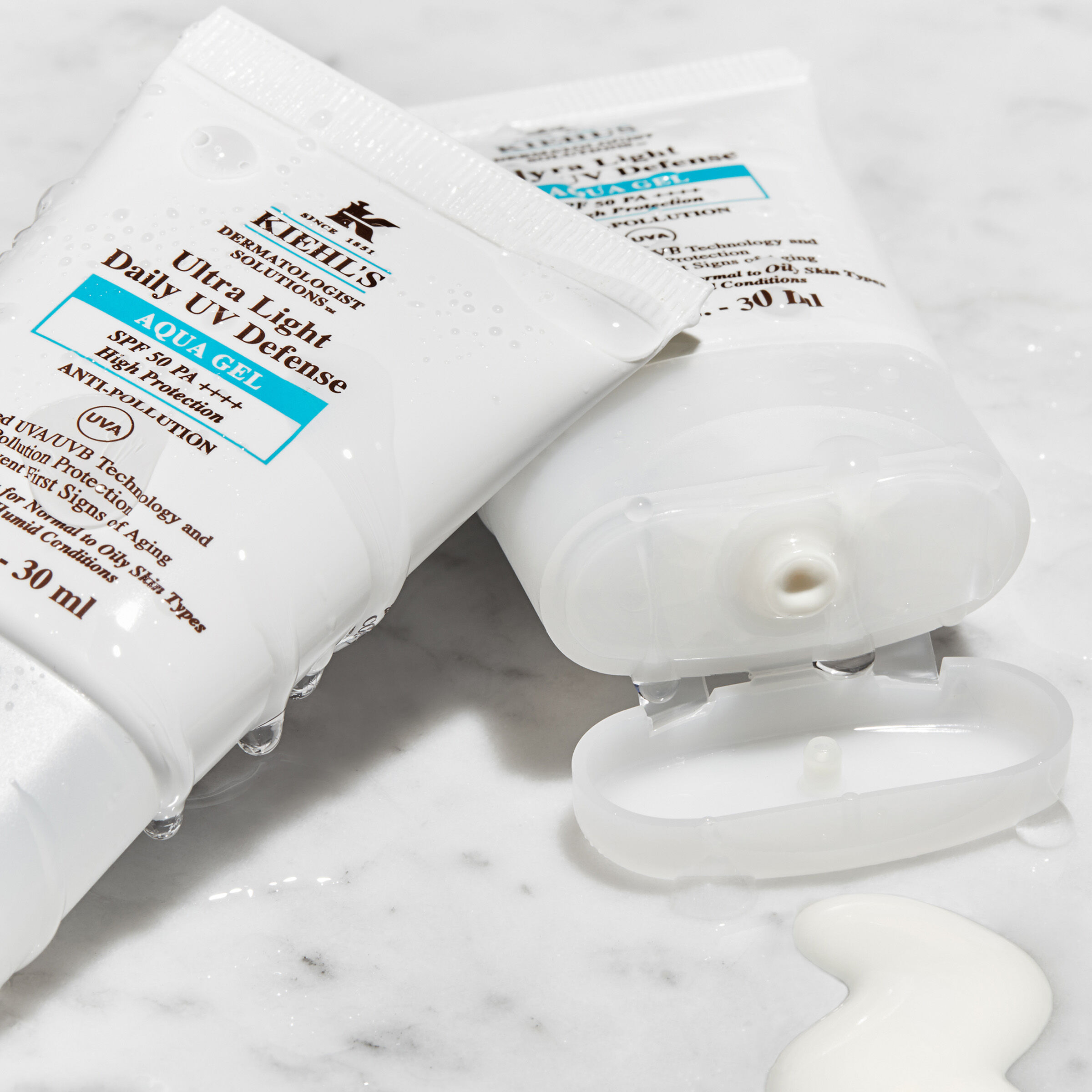 جل مائي ألترا لايت للحماية من الأشعة فوق البنفسجية