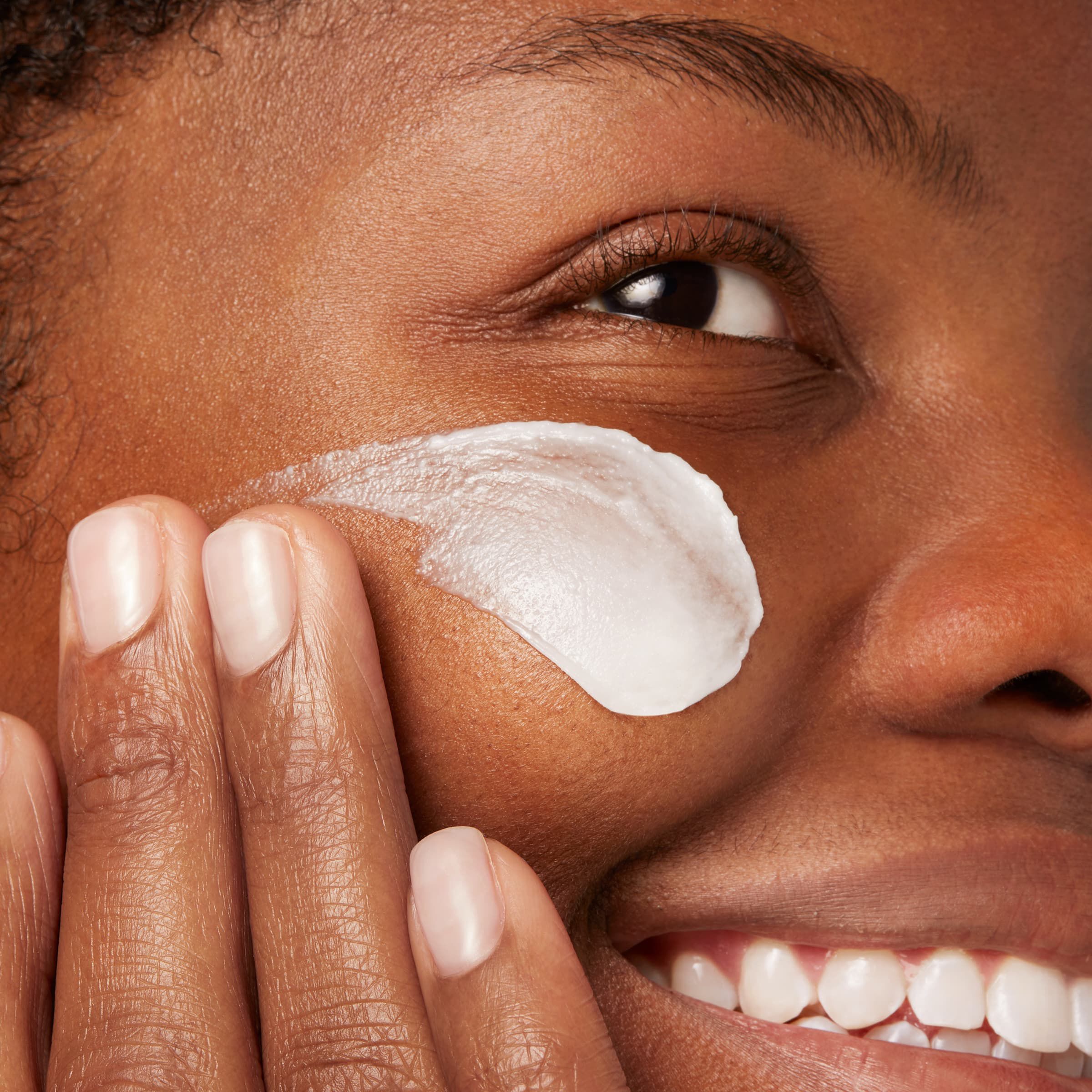 Ultra Facial Overnight Rehydrating Mask with 10.5% Squalane